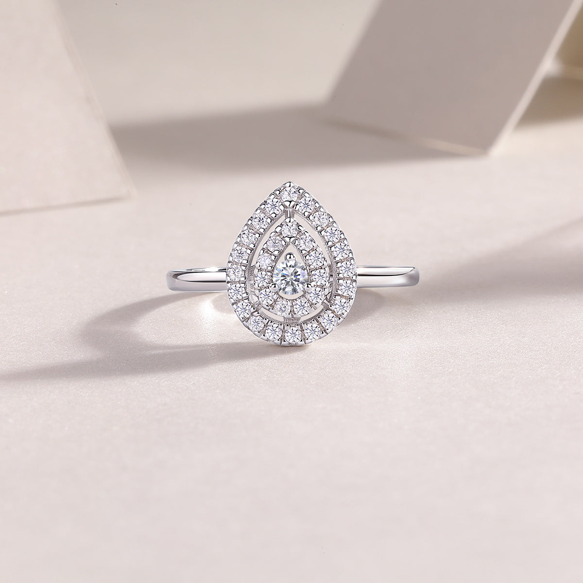 Moissanite Diamond Ring Set – Silver Sparkle