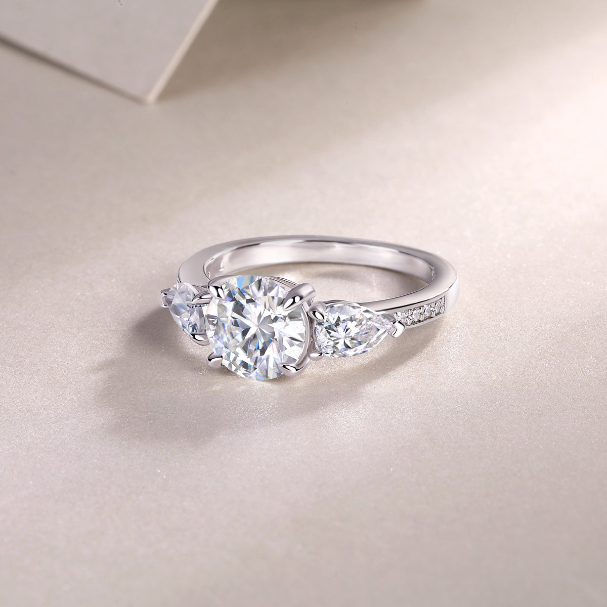 Moissanite Silver Ring Set – Bold Diamond Design