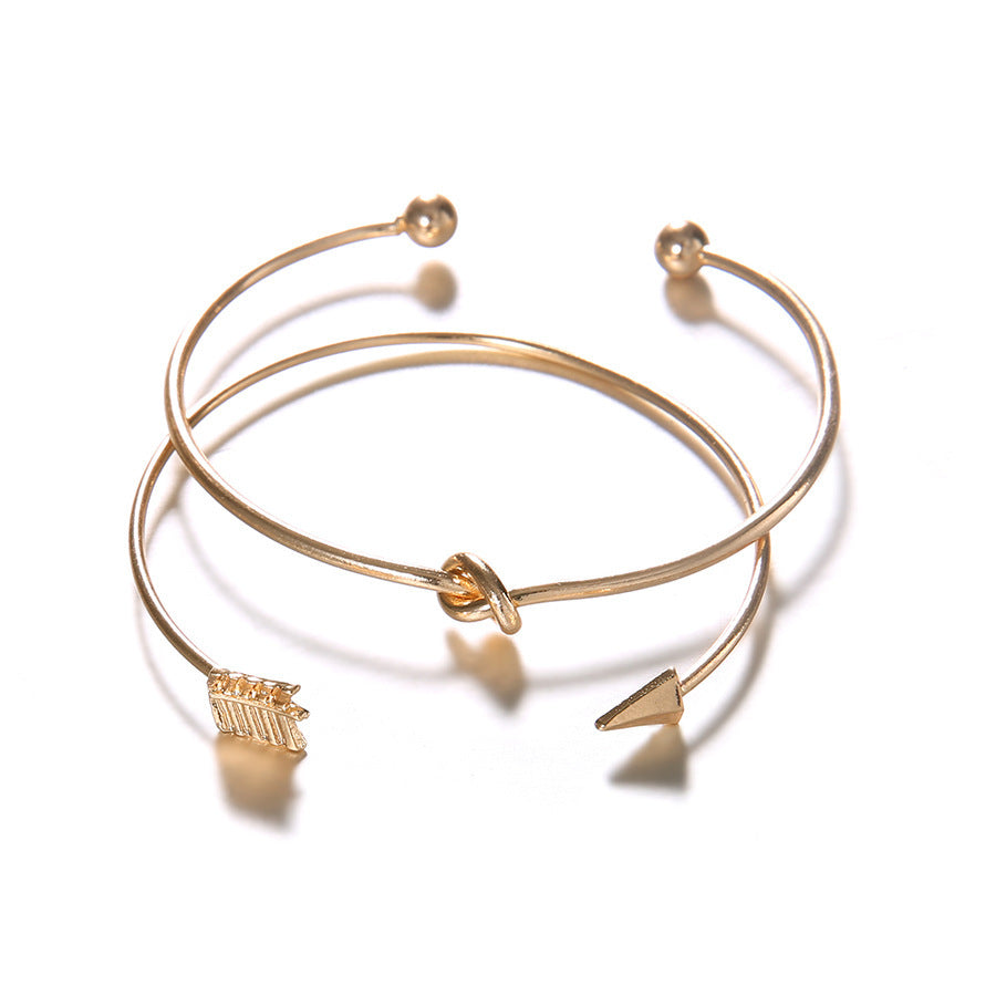 Arrow & Knot Open Bangle Bracelet Set in Gold