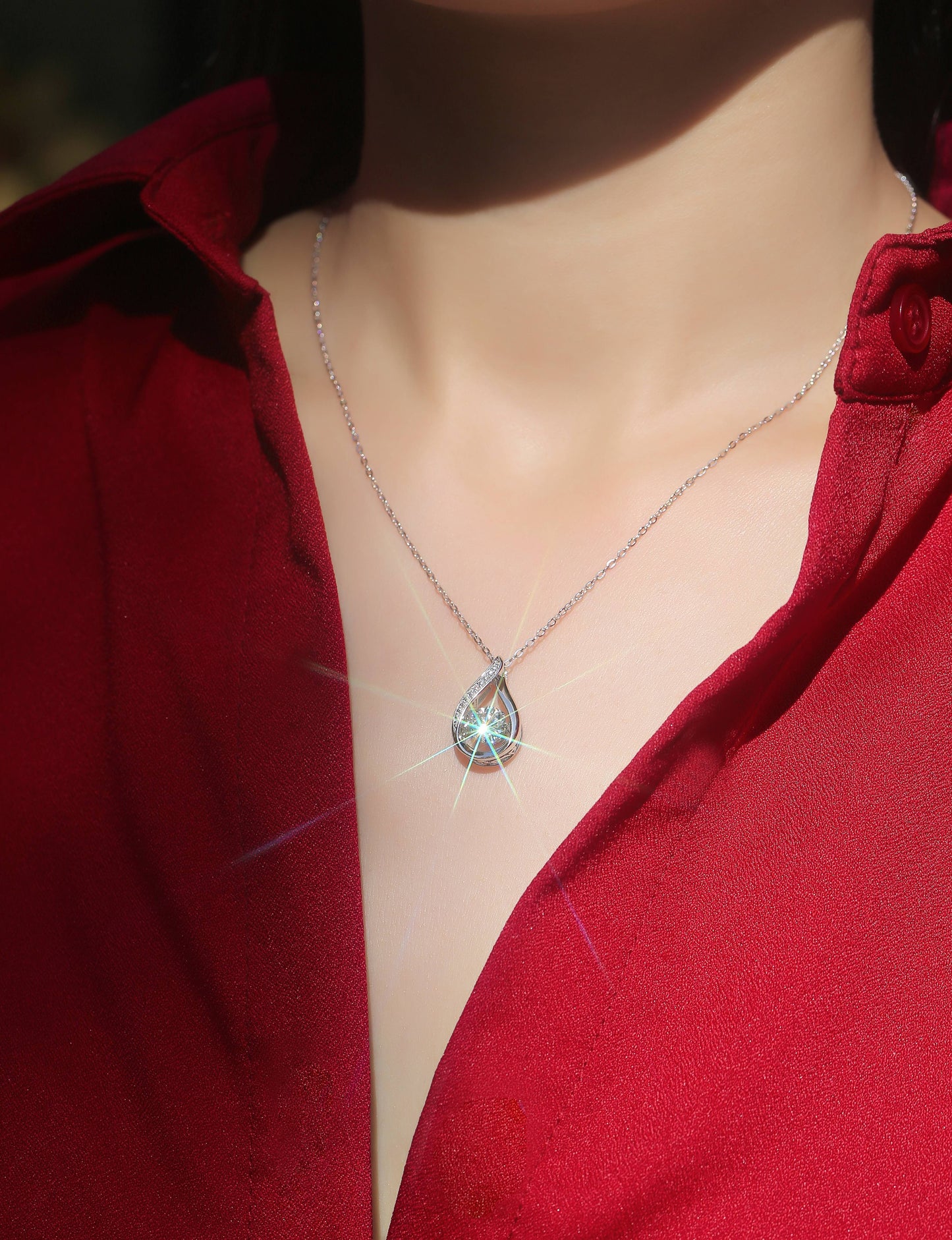 Smart Drop Pendant Necklace