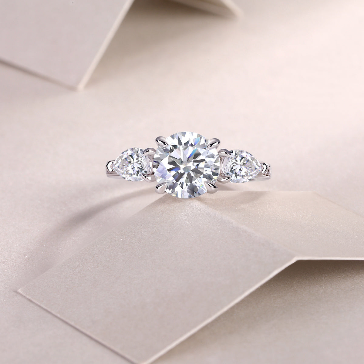 Moissanite Silver Ring Set – Bold Diamond Design